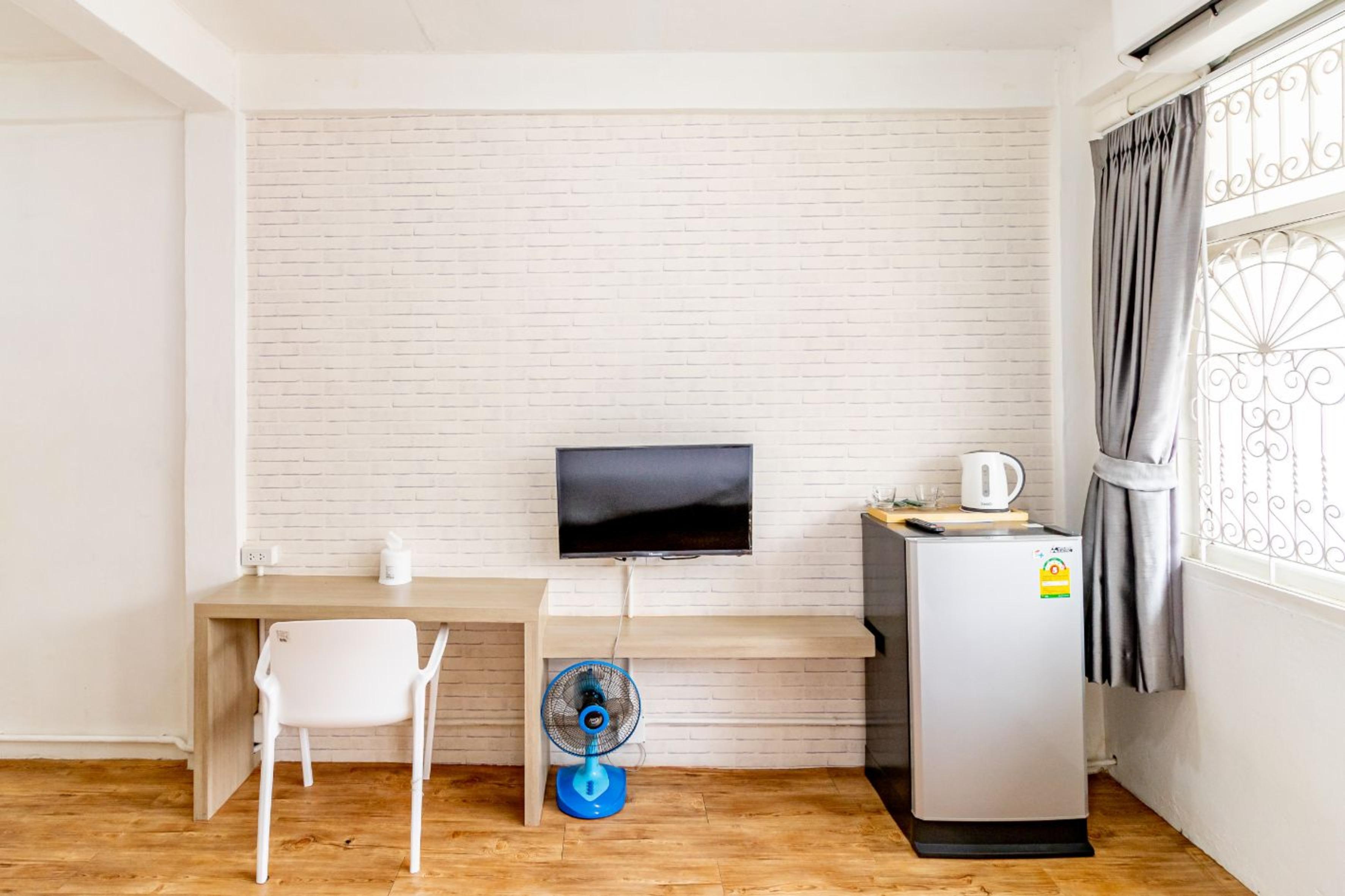 Ze Residence Bang Aor Station กรุงเทพมหานคร ภายนอก รูปภาพ
