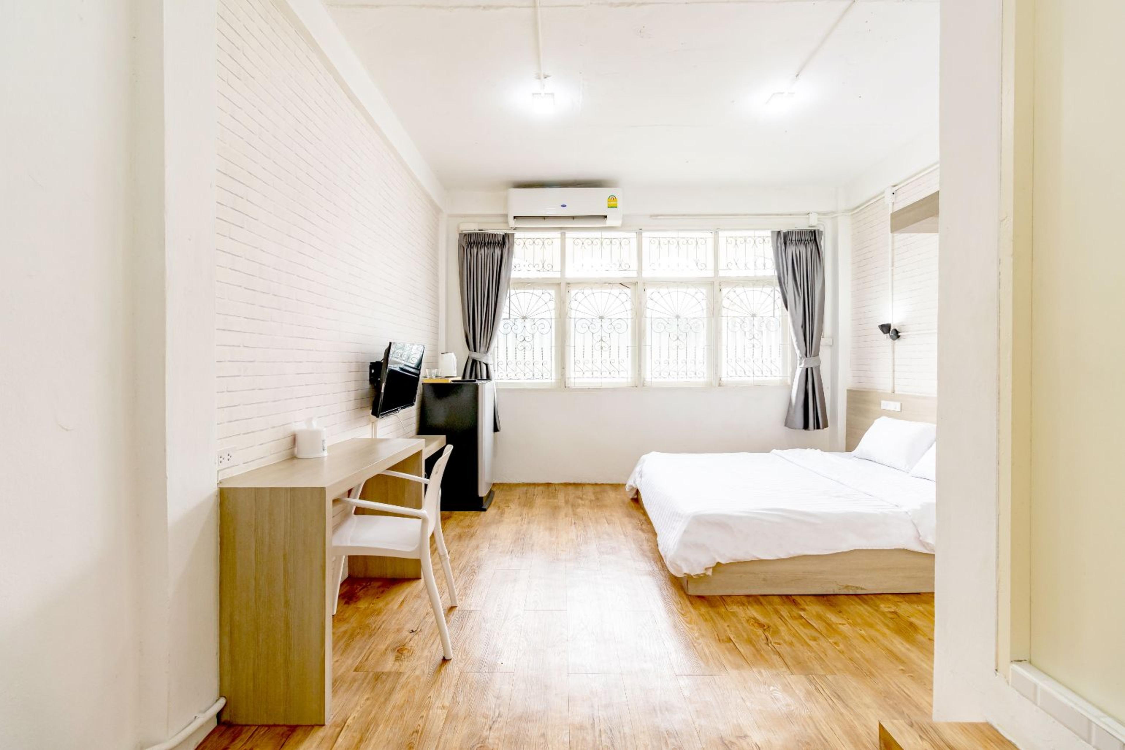 Ze Residence Bang Aor Station กรุงเทพมหานคร ภายนอก รูปภาพ